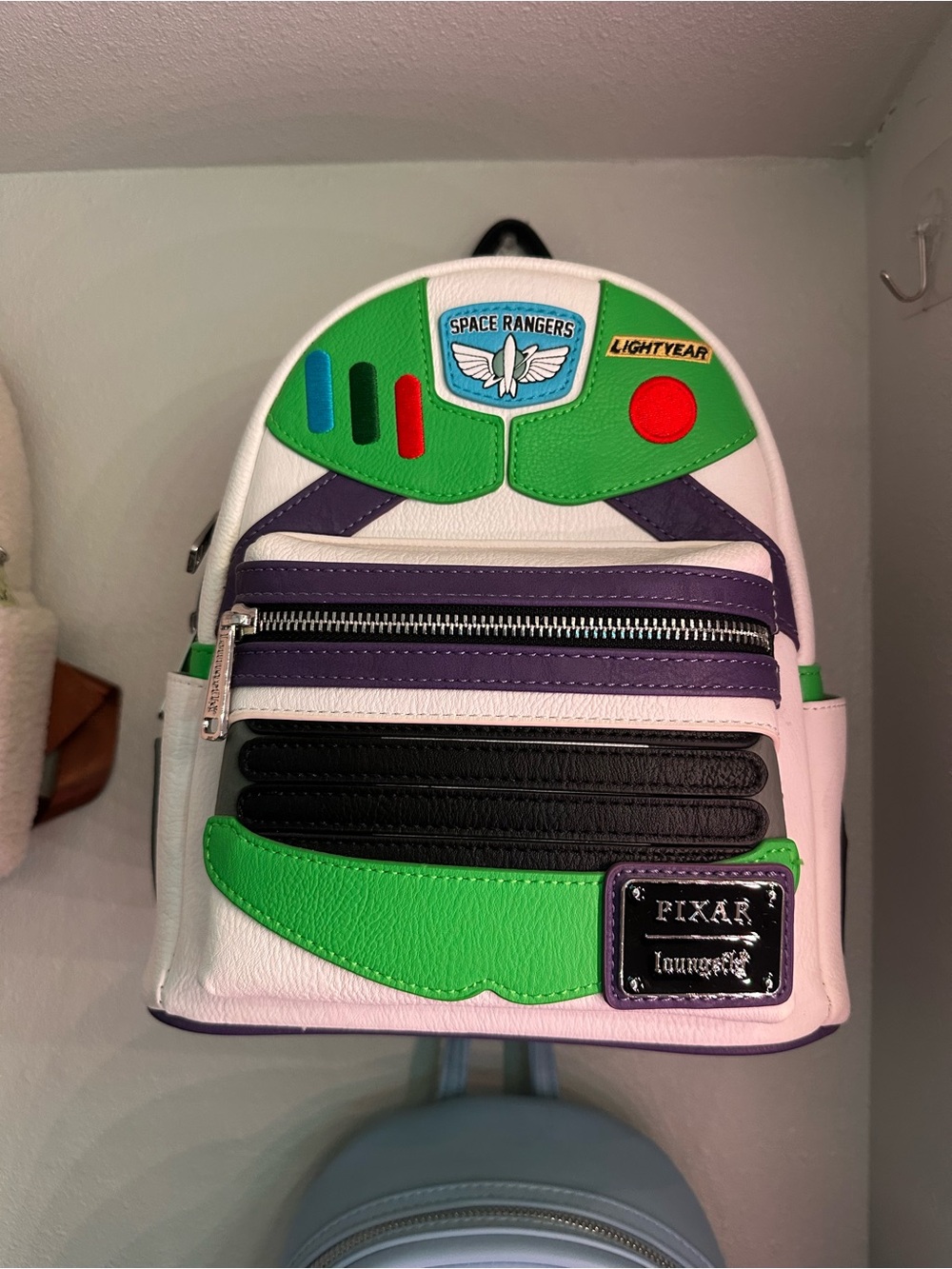 Buzz Lightyear, Disney lounge fly backpack